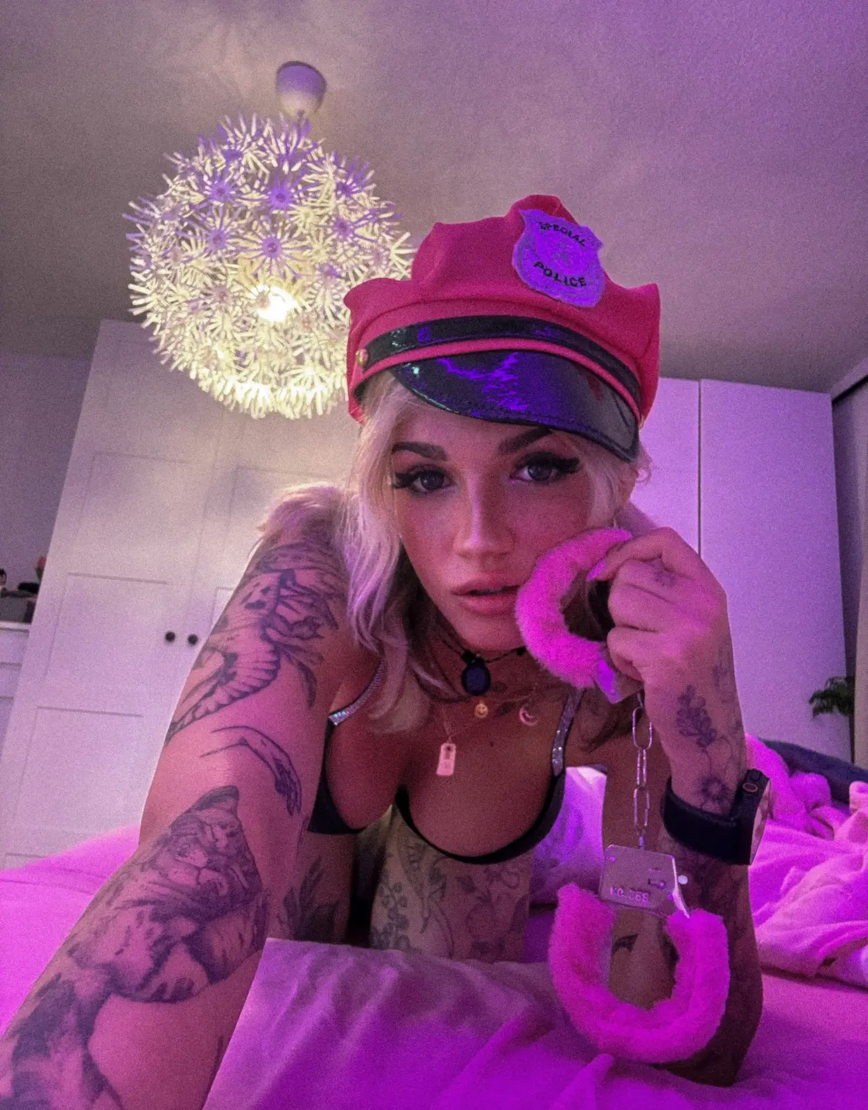 Kunshikitty Teases in Christmas Lingerie & Tattoos — 7