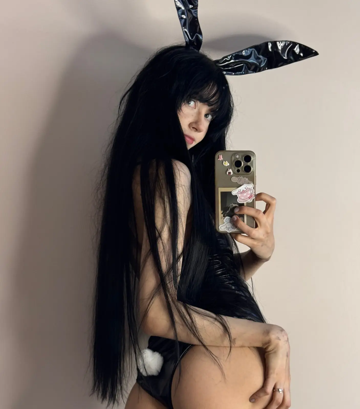Darlingdevv Bunny Selfies & Petite Nudes — 3