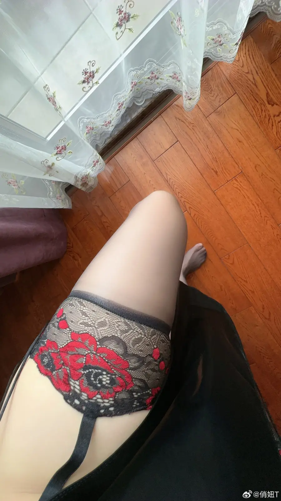 Qiaoniutt's Curvy Booty in Sexy Outfits — 9