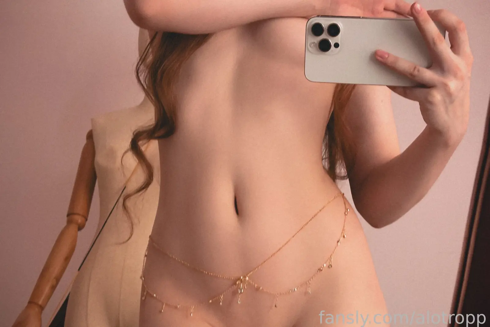 Allotropp Curvy Nude Mirror Selfies & Lingerie — 6
