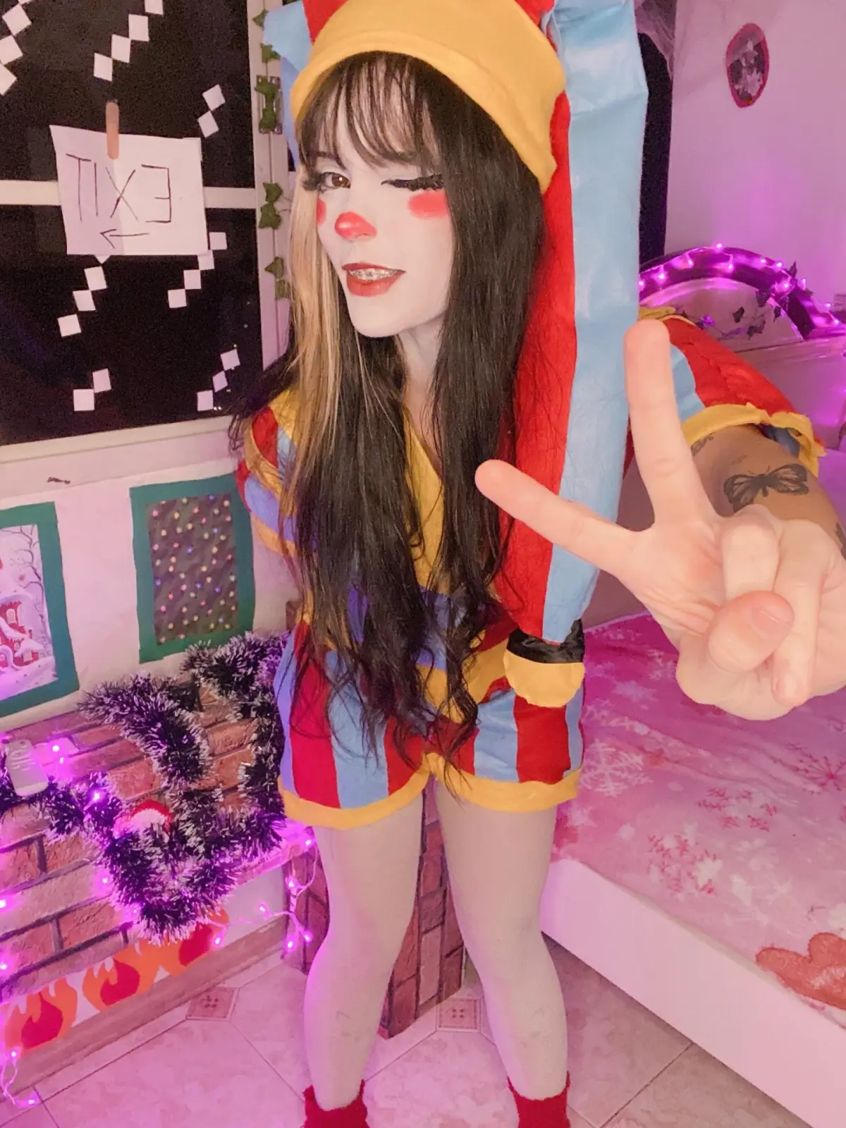 Feh Mark Cosplay Teases & Explicit Closeups — 2