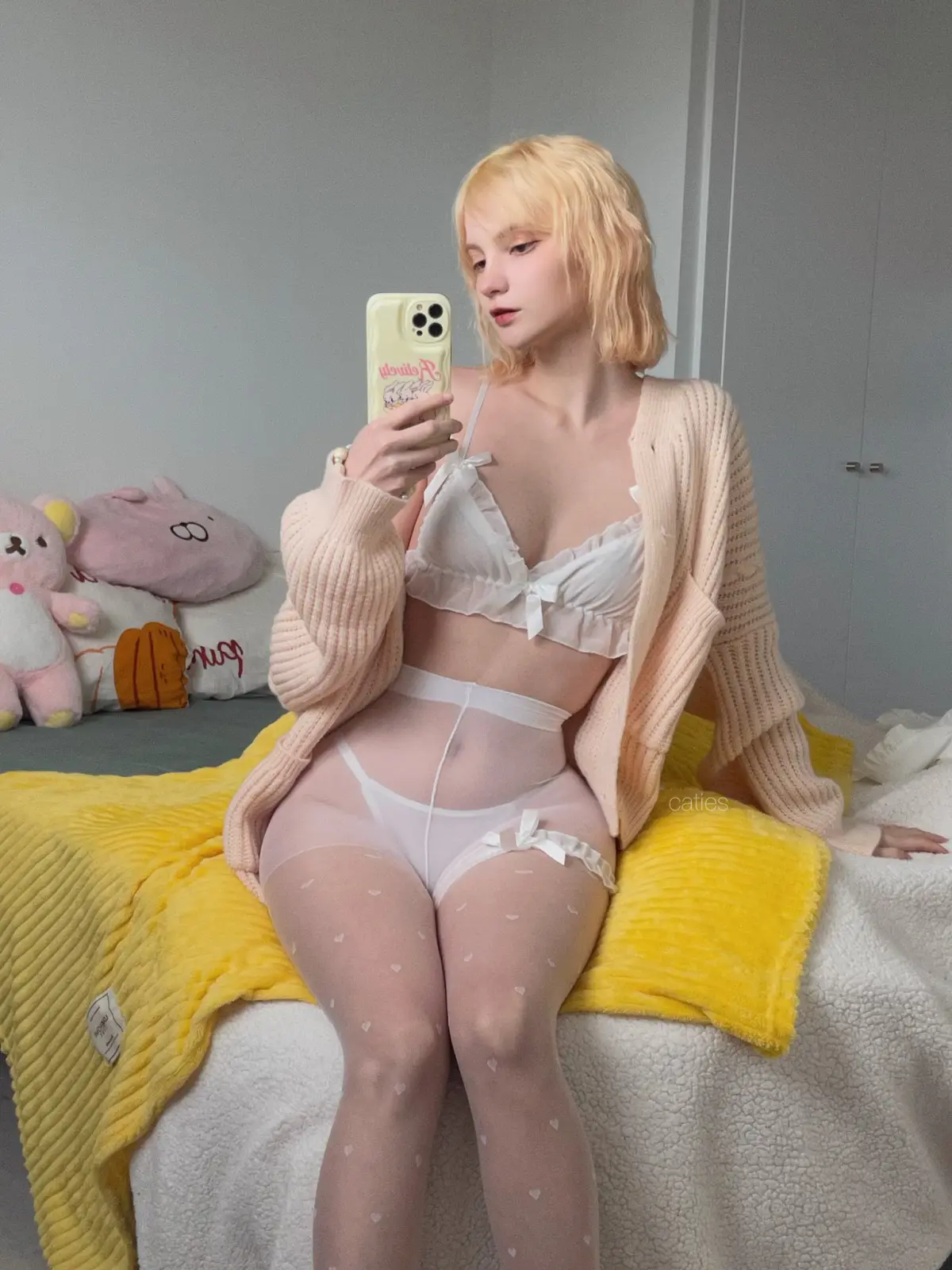 Catiescos Katie Westwood Hot Cosplay Selfies — 8