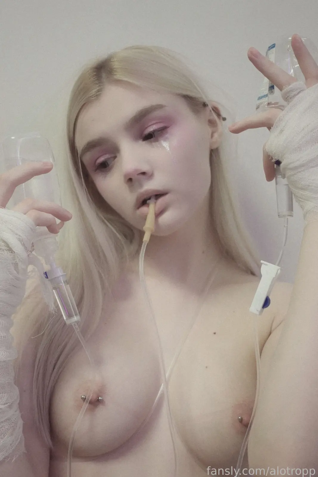 Allotropp Nude Piano & Medical Play Gallery — 5