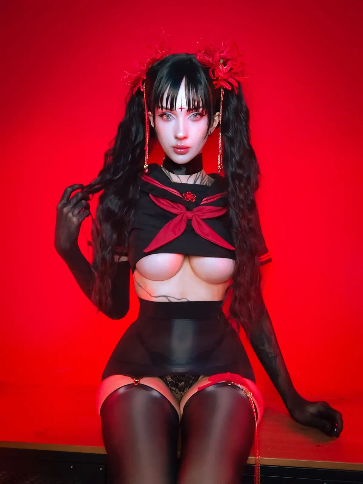 Xenon Alinma Red Hot & Elf Cosplay Seduction