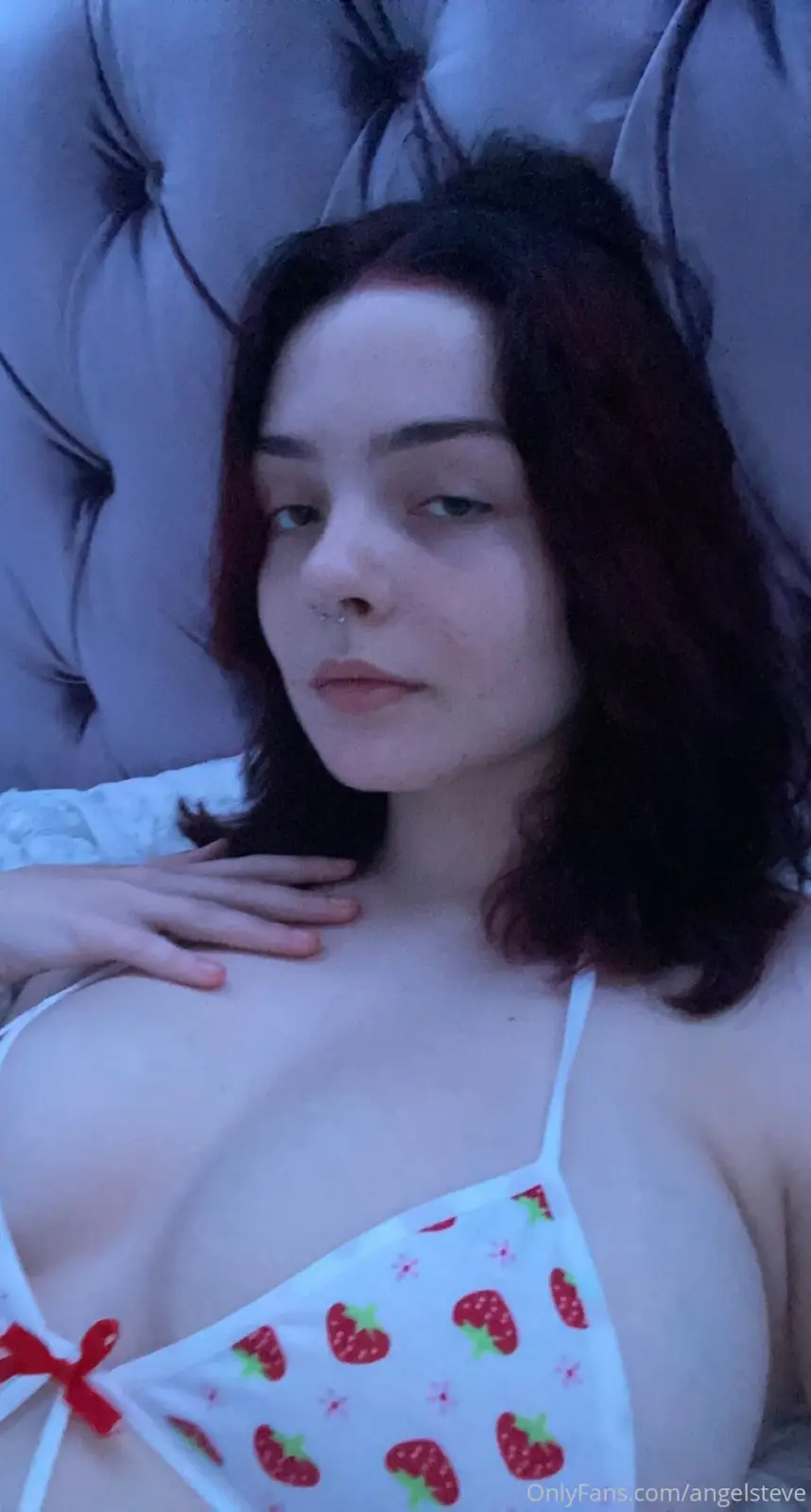 Angelsteve Busty Mirror Selfies & Hot Poses — 4