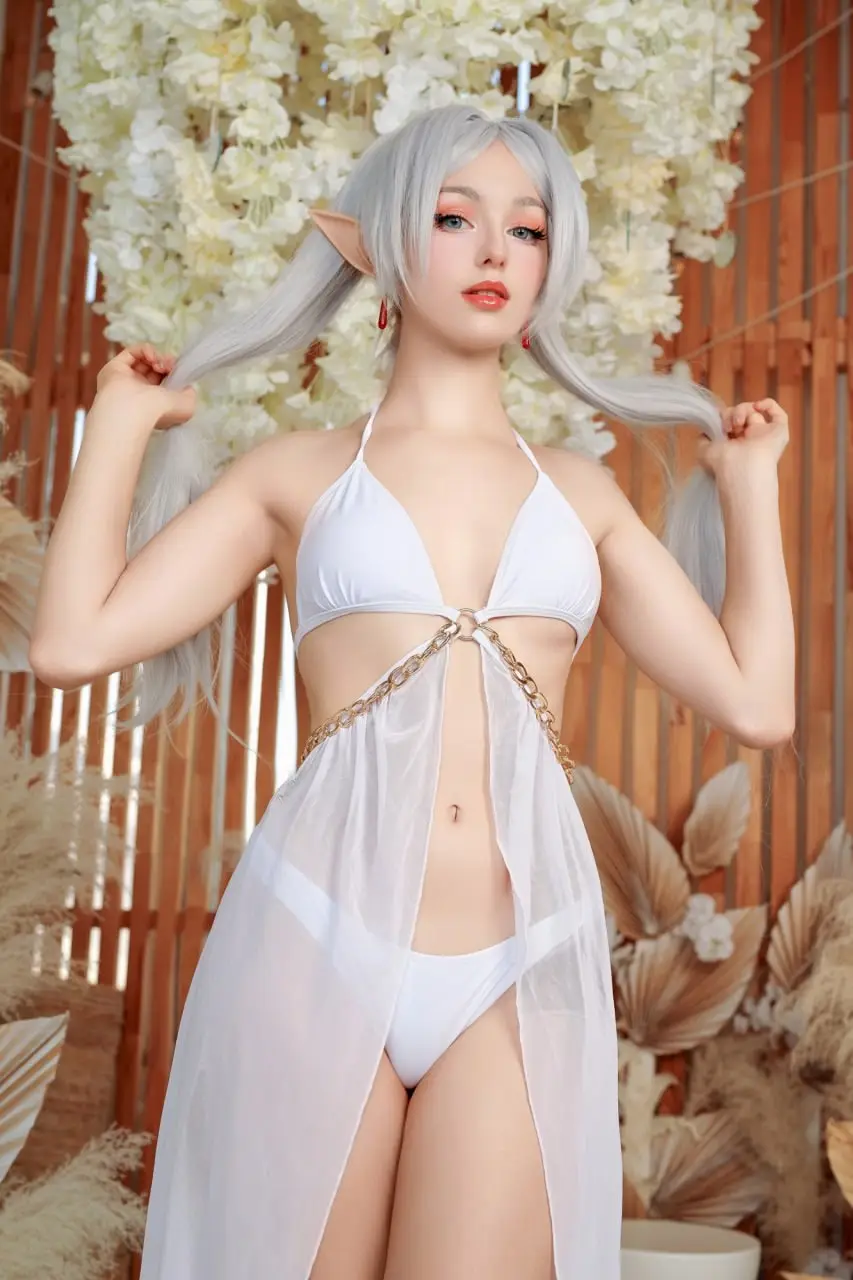 Axilirator Cosplay Tease: Elf, Bunny & Redhead Looks — 6