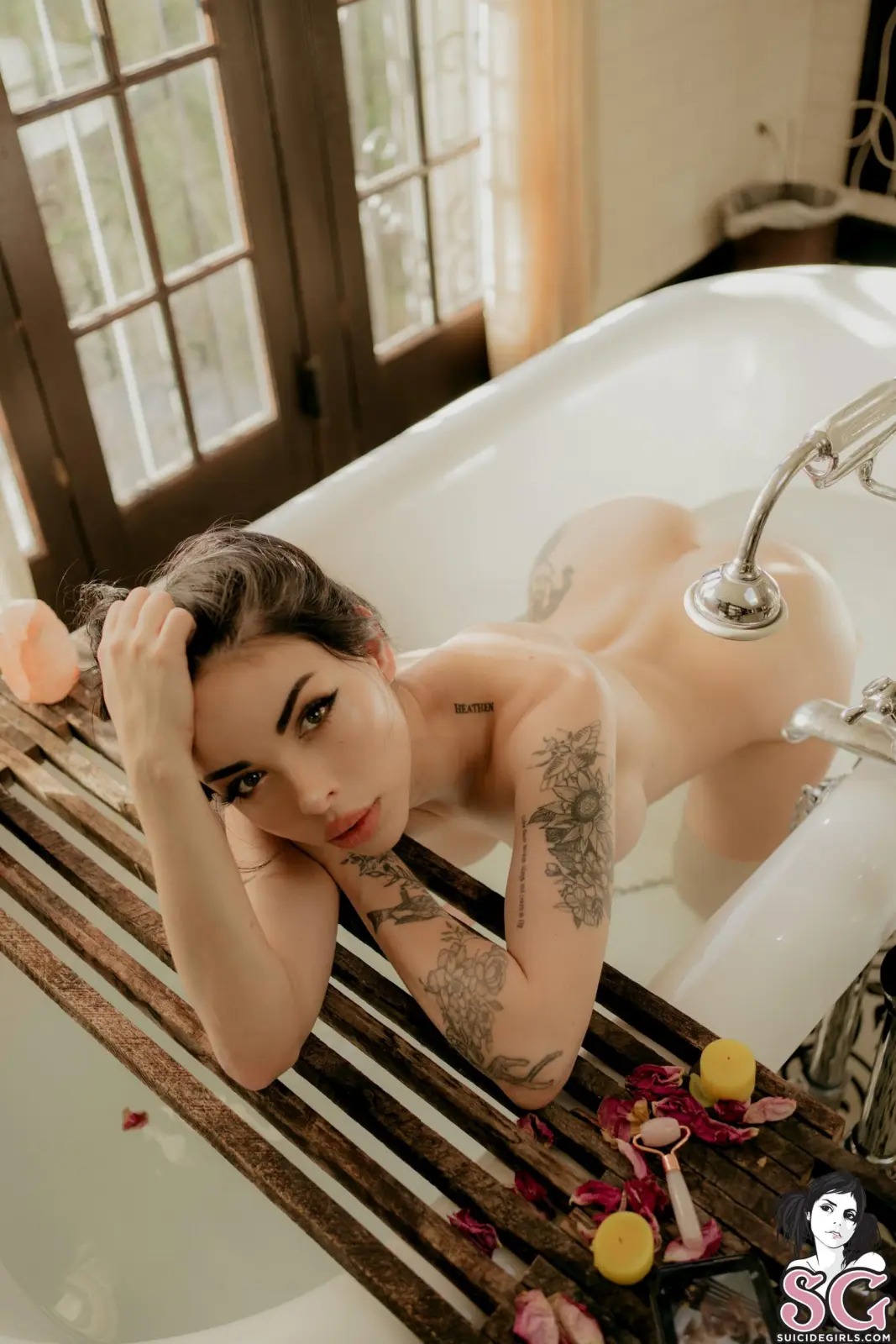 Amanda Welp Nude Cosplay: Pink Hair, Gamer & Succubus — 8