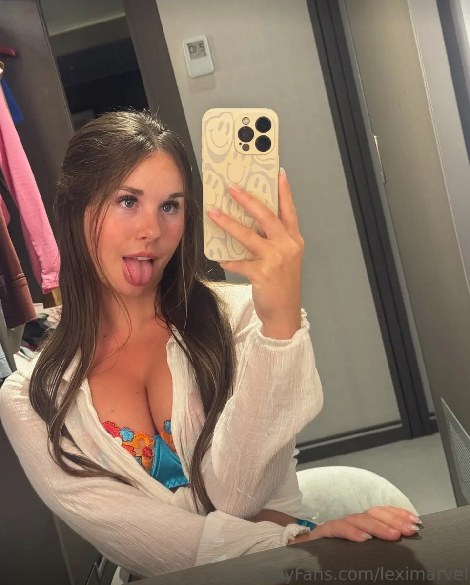 Lexi Marvel Curves in Cosplay and Nude Teases — 10