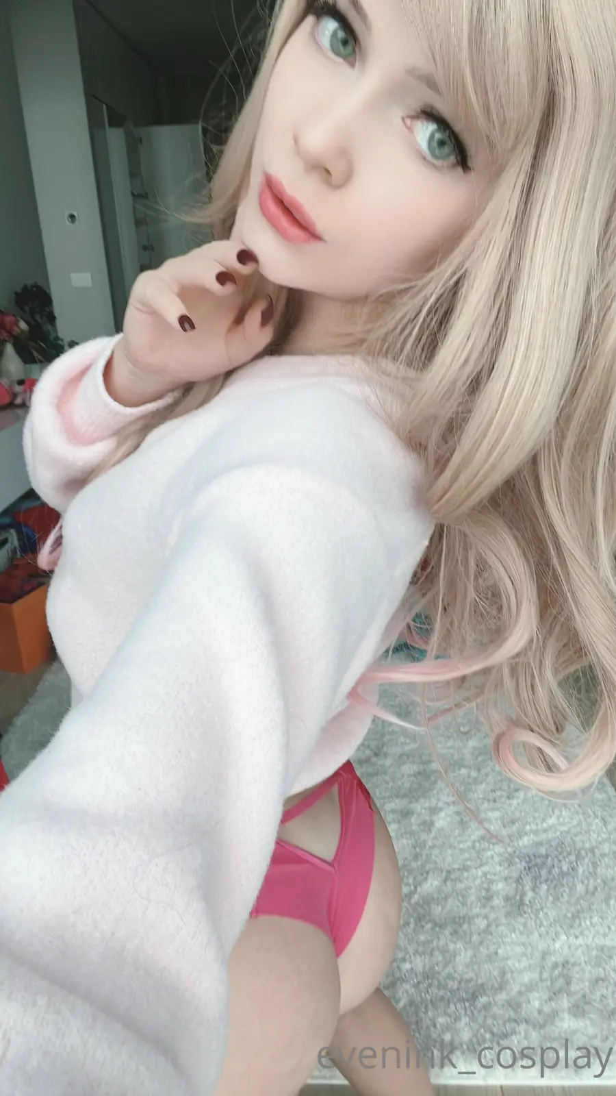 Evenink Spreads Wide in Mirror and Red Reindeer Lingerie — 2