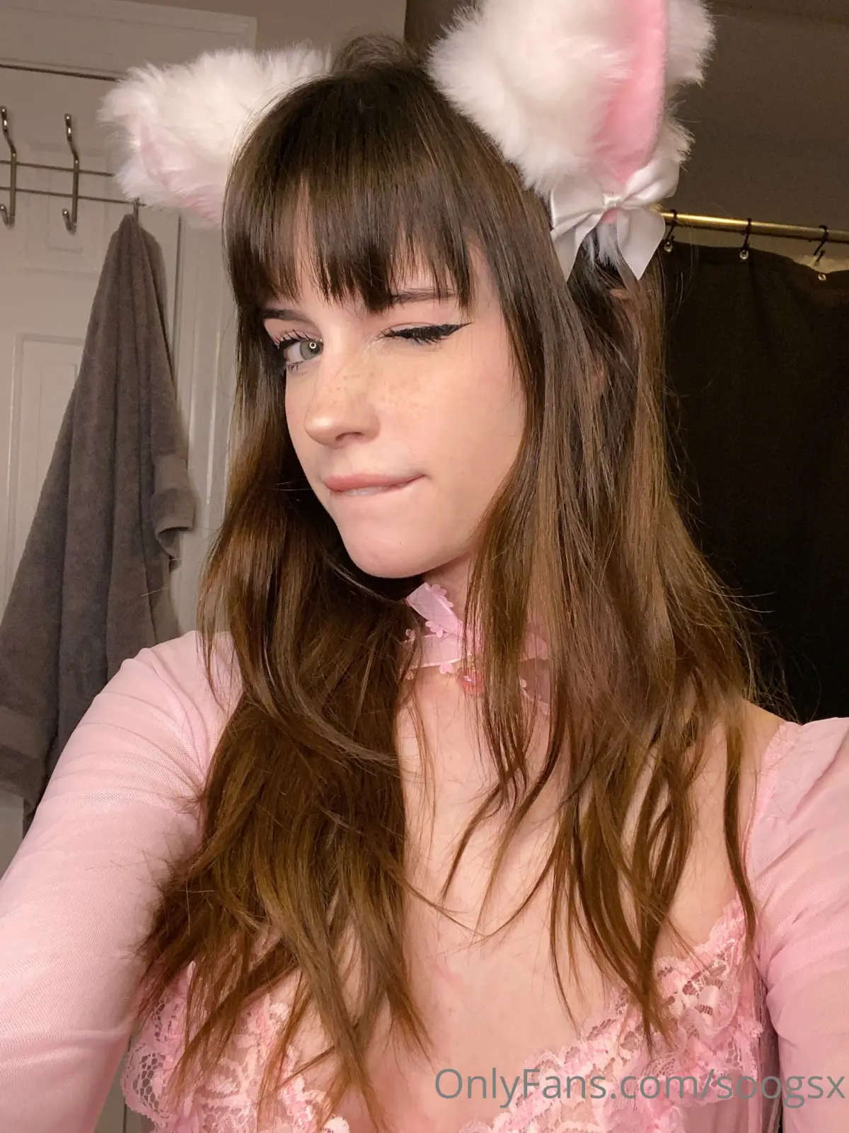 Soogsx Seductive Cosplay Selfies & Teases — 6