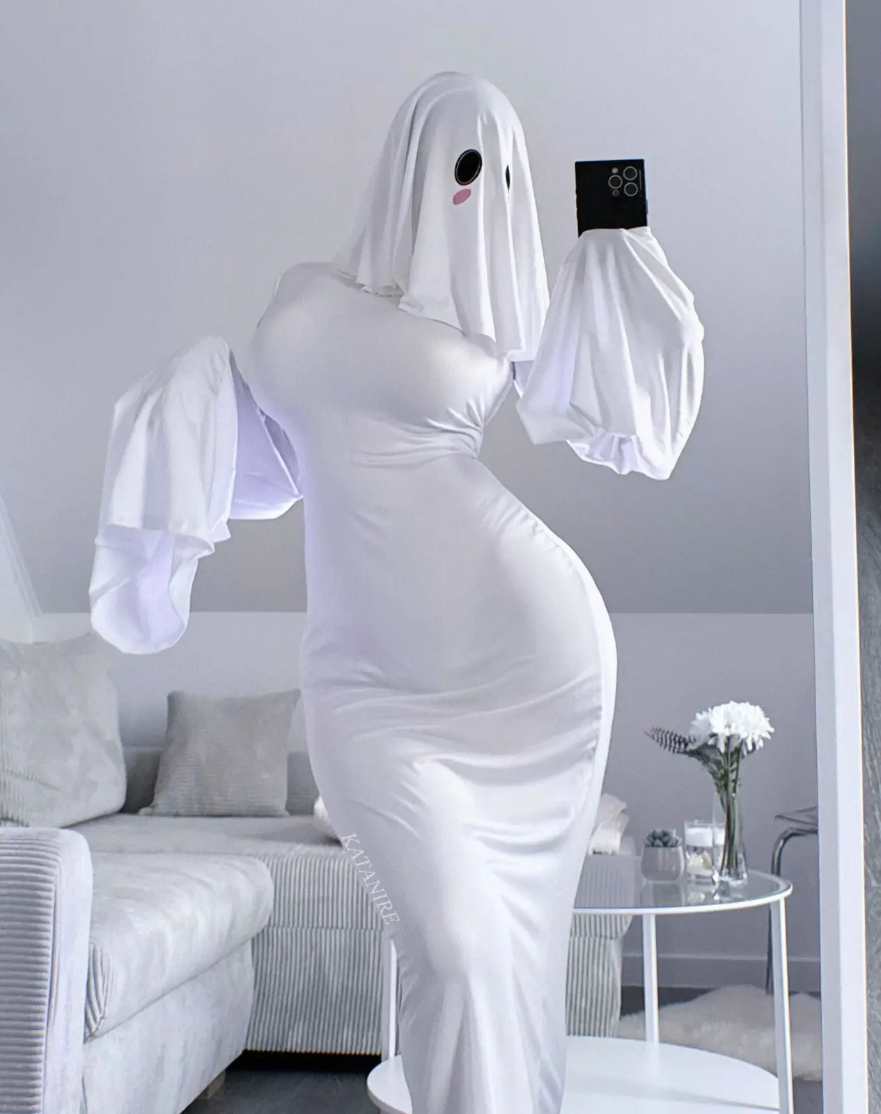 Katanire's Curvy Booty in Lingerie & Cosplay — 7