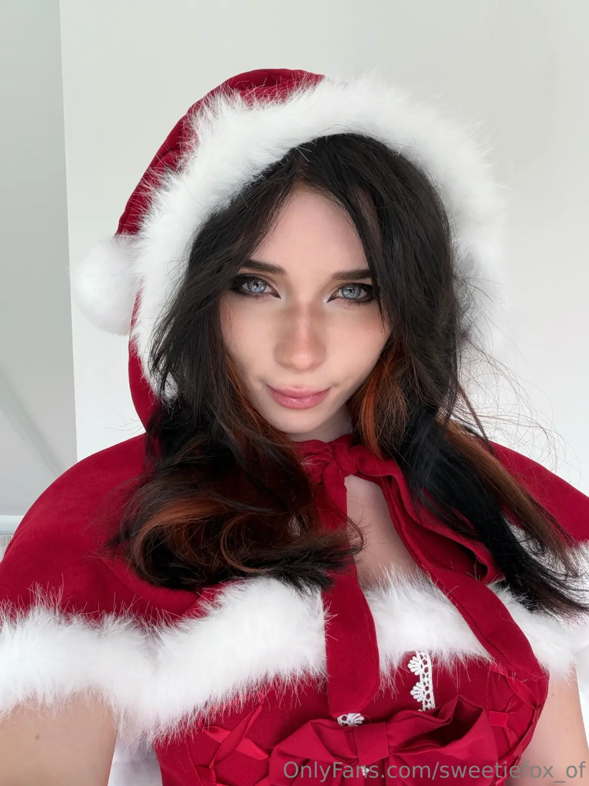 Sweetie Fox Christmas Lingerie Tease — 3
