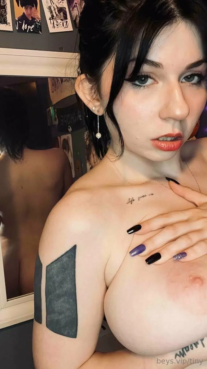 Smolbey Tattoo Selfies in Lace and Naked Tub Poses — 2